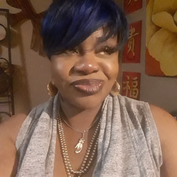 Meet your Posher, Toni - Picture 6 of 10